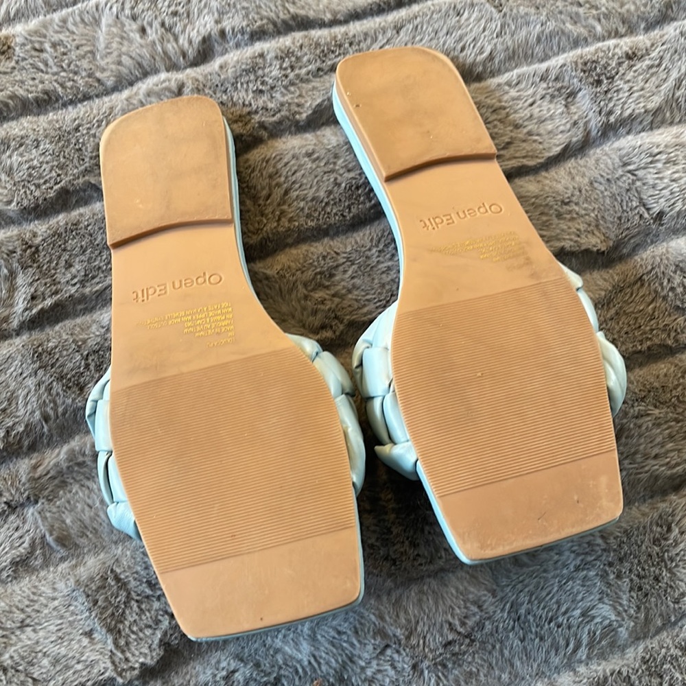 Open Edit sandals/slides - Picture 3 of 4